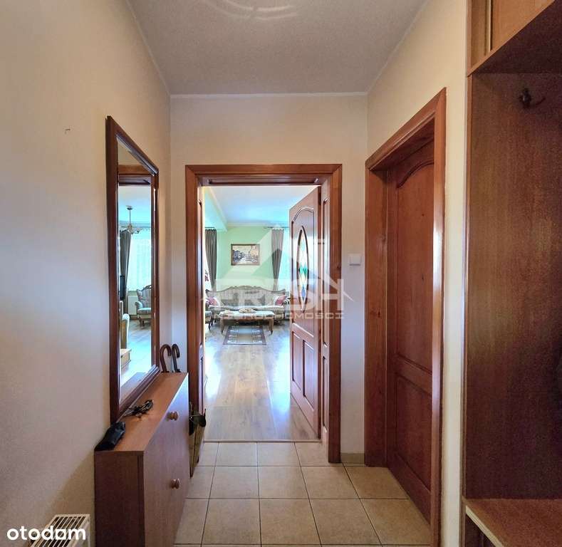 Dom skrajny w szeregu z garażem i działką-5