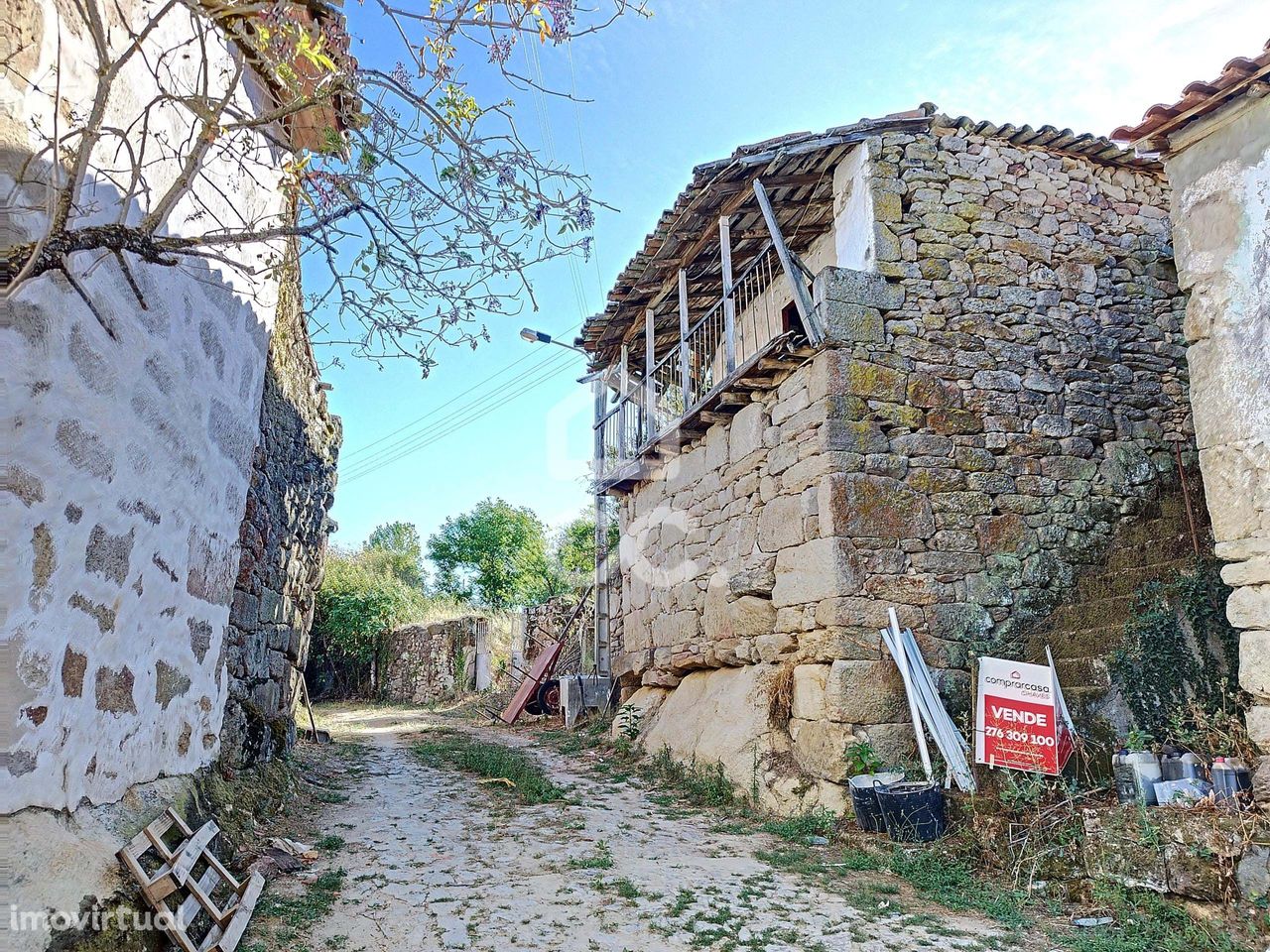 Casa Rústica com terreno para restauro a 15 minutos do centro da cidad