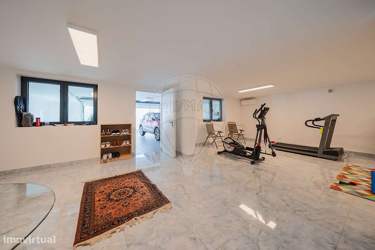 Moradia T4 para venda-31