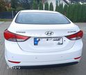 Hyundai Elantra 1.6 Style - 3