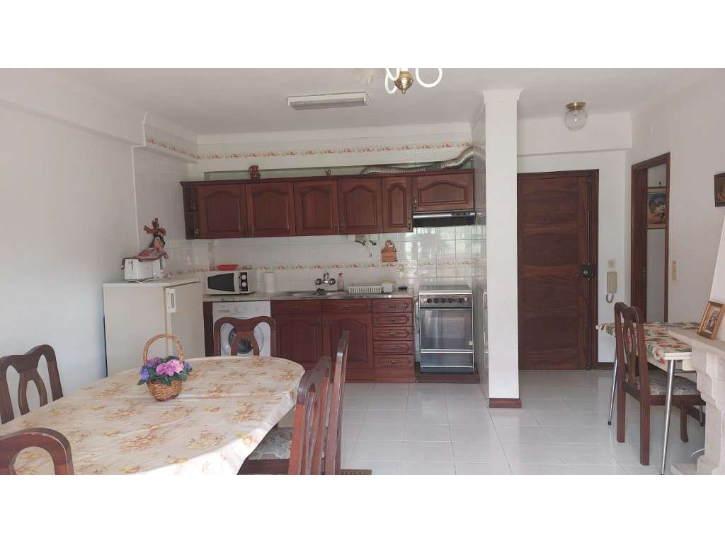 Apartamento T2 na Praia do Pedrogão-5