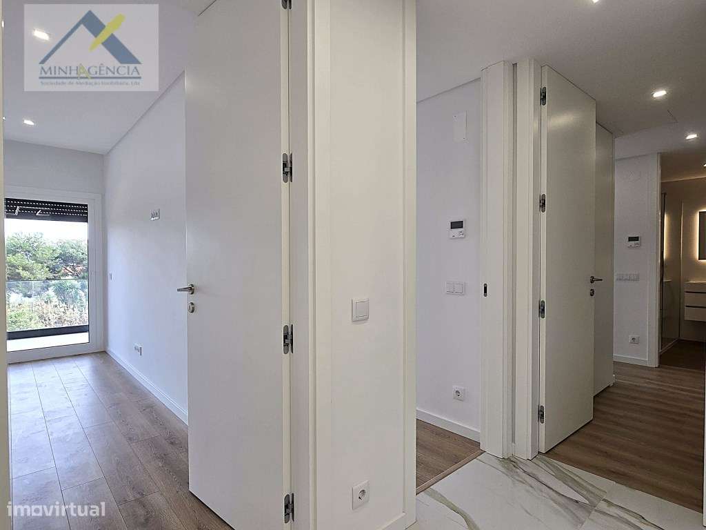 Apartamento T3 Novo com garagem e piscina no Montijo-14