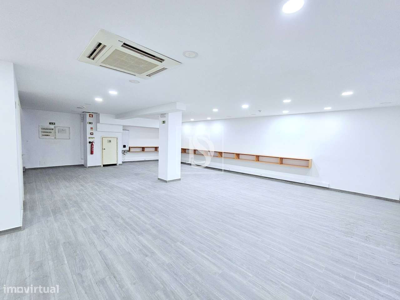 Loja 390 m2 Avenidas Novas - Campo Pequeno-17