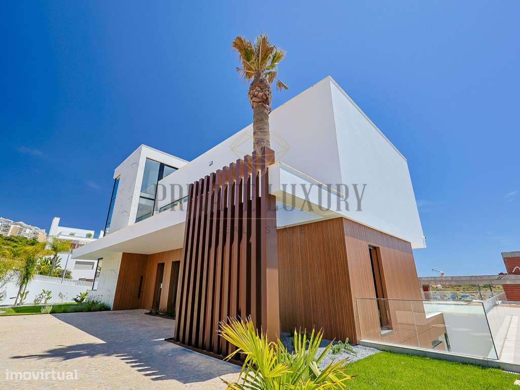 Moradia T4 em Albufeira - Um Refúgio de Elegância e Modernidade - Grande imagem: 4/51