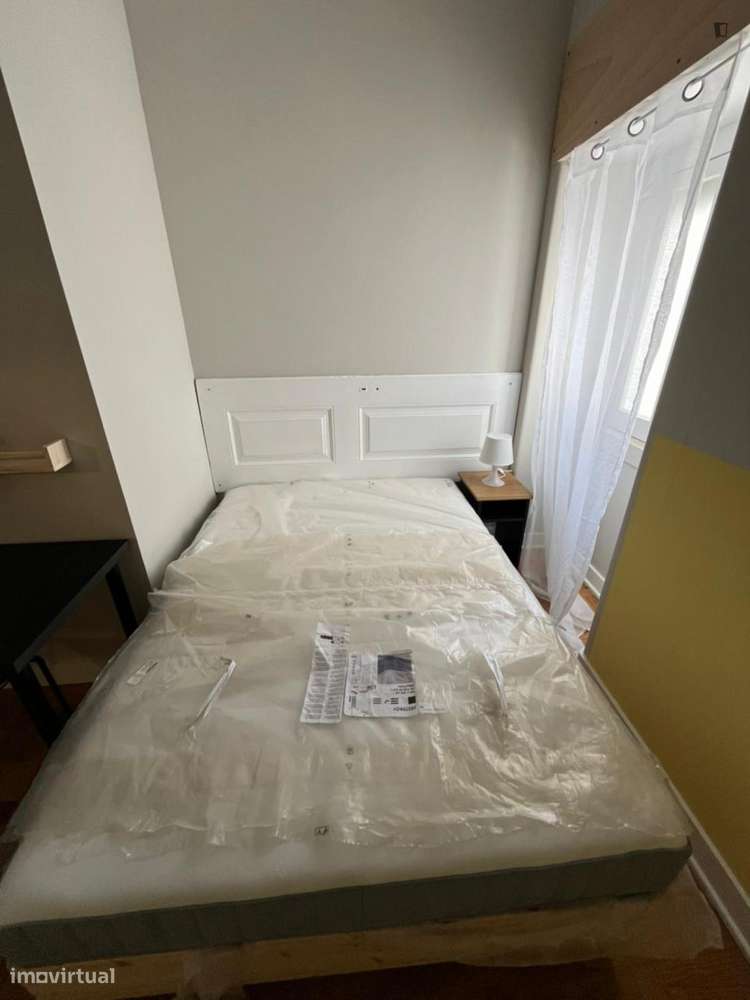 Quarto - localizado em Santarem - Grande imagem: 3/10