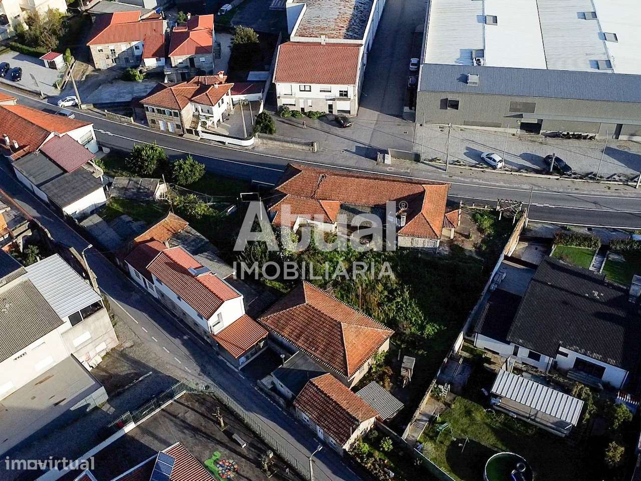 Moradia para Restaurar T3 Venda em Nespereira,Guimarães - Grande imagem: 5/6