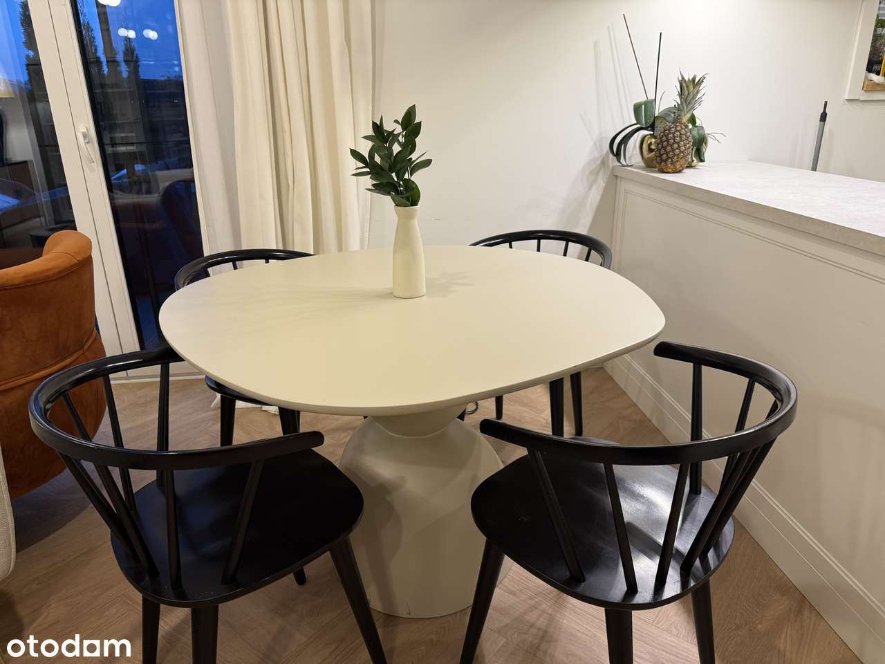 NOWOCZESNY DWUPOZIOMOWY SEGMENT Z WIDOKIEM NA ZALEW ŻYRARDOWSKI - Pełny obrazek: 4/12