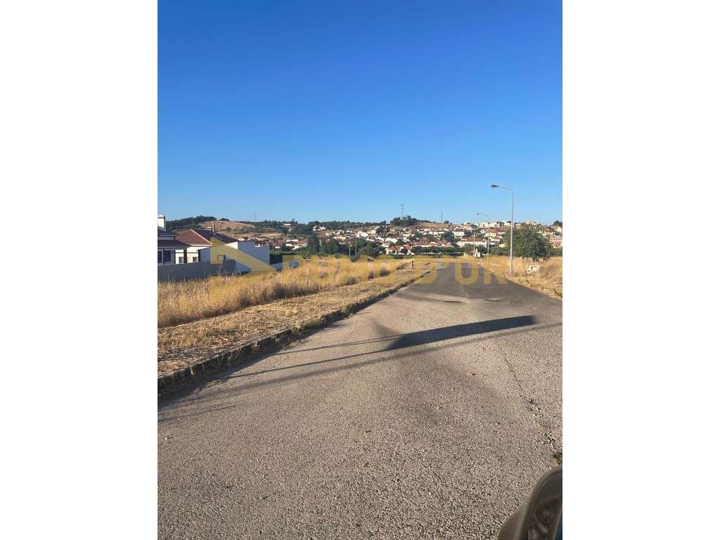 LOTE 22 - 691,65 m² | Excelente oportunidade: 55 000 € - Grande imagem: 4/5