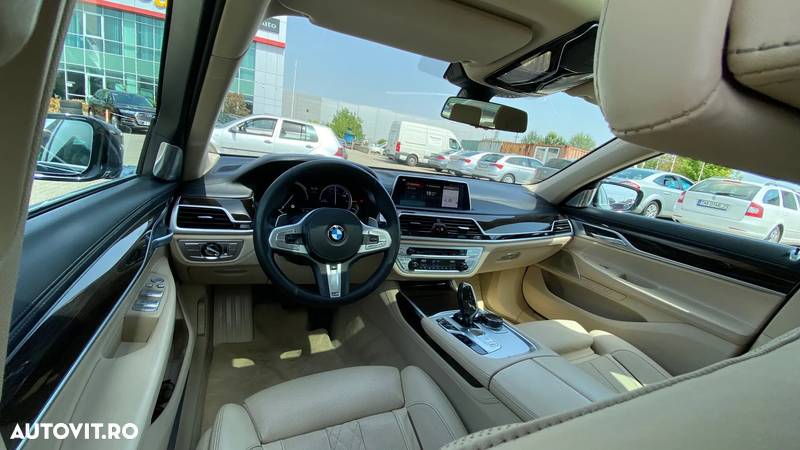 BMW Seria 7 740d xDrive - 14