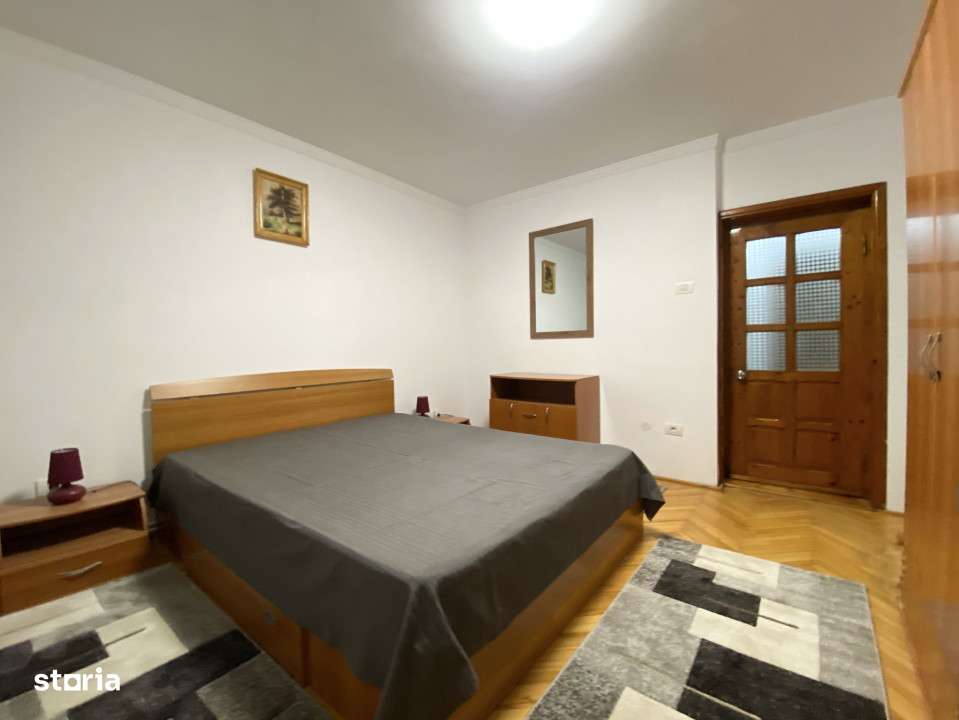 Apartament cu 3 camere de inchiriat faleza nord - Imagine principală: 3/12