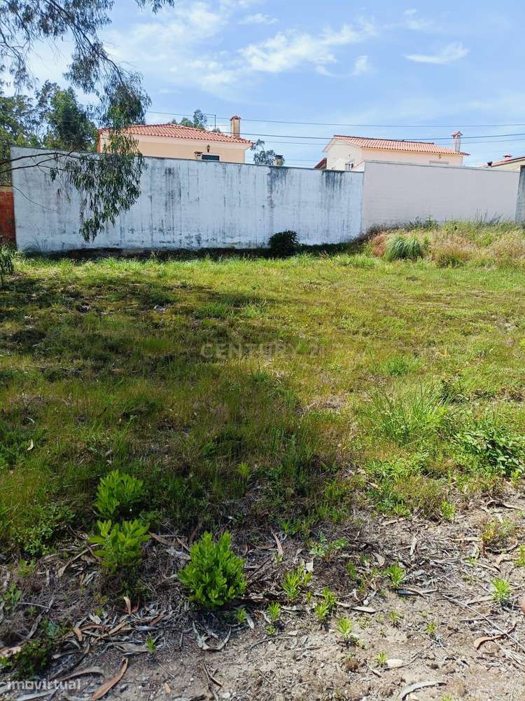 Terreno Urbano em Mamodeiro – Excelente Oportunidade de Construção-2