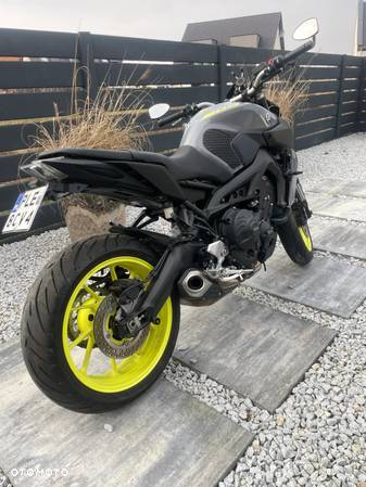 Yamaha MT - 5