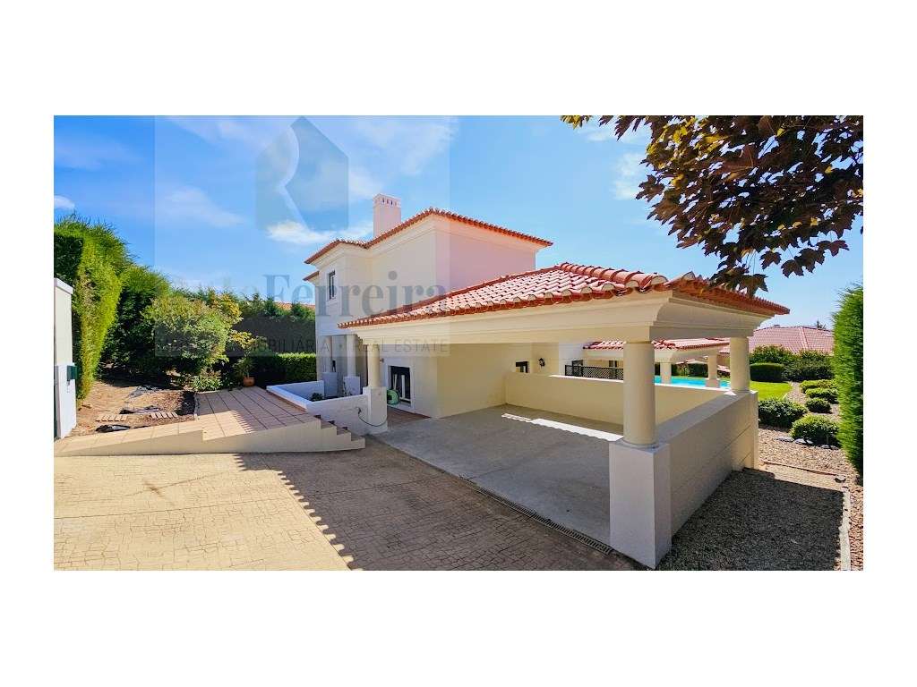 Moradia T4, com piscina e jardim privado, no Condomínio Campo Real!! - Grande imagem: 4/34