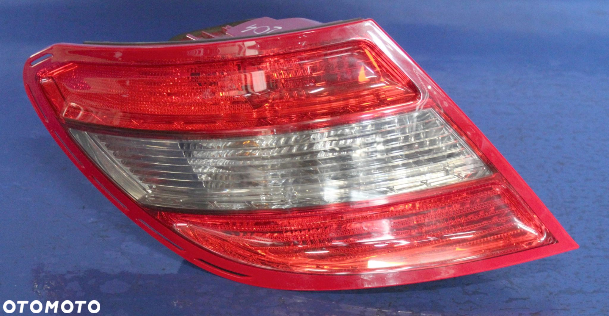 LAMPA TYŁ LEWA MERCEDES W204 2048202964 - 2