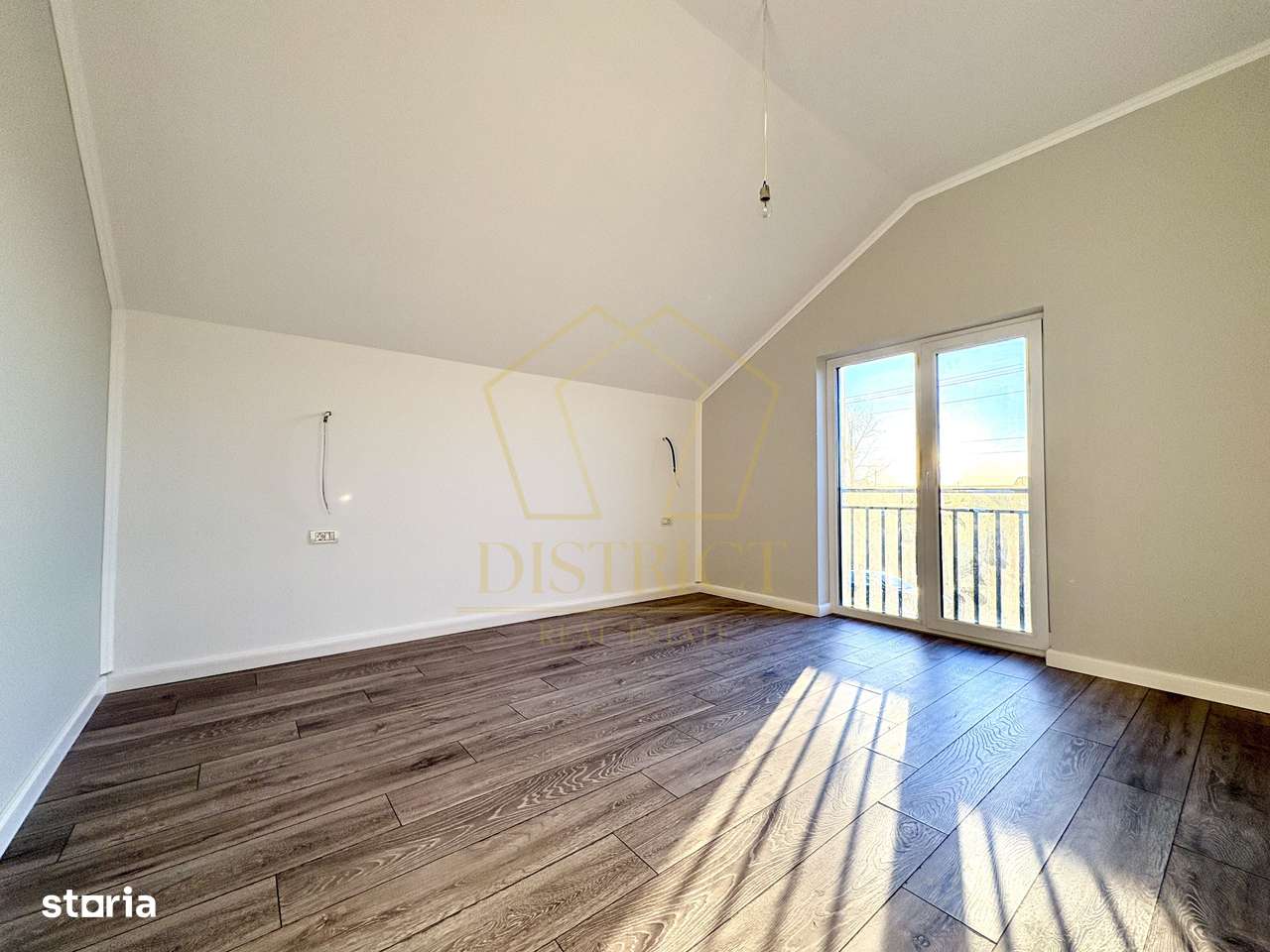 Duplex modern cu 4 camere si dressing | Remetea Mare | Restaurant Jack - Imagine principală: 5/12