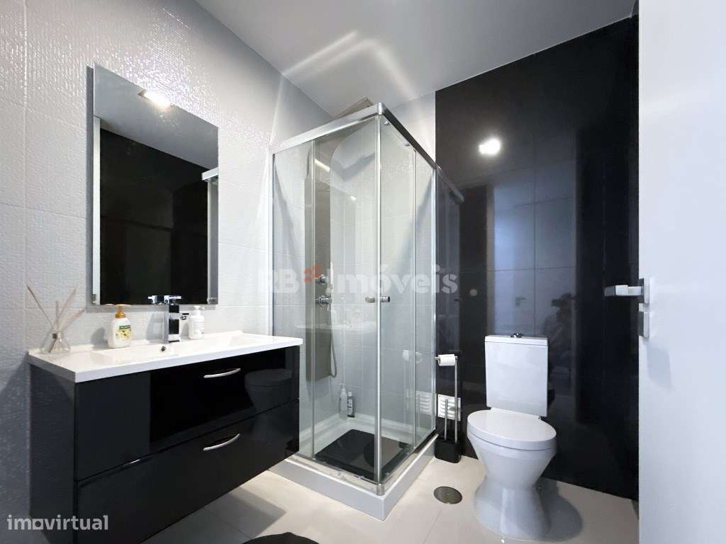 Apartamento T3 em condomínio privado com piscina-37