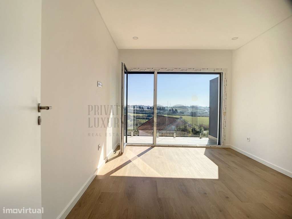 Moradia T3 + 1 Banda | Essencia Village - Pêra | Exclusivo - Grande imagem: 5/100