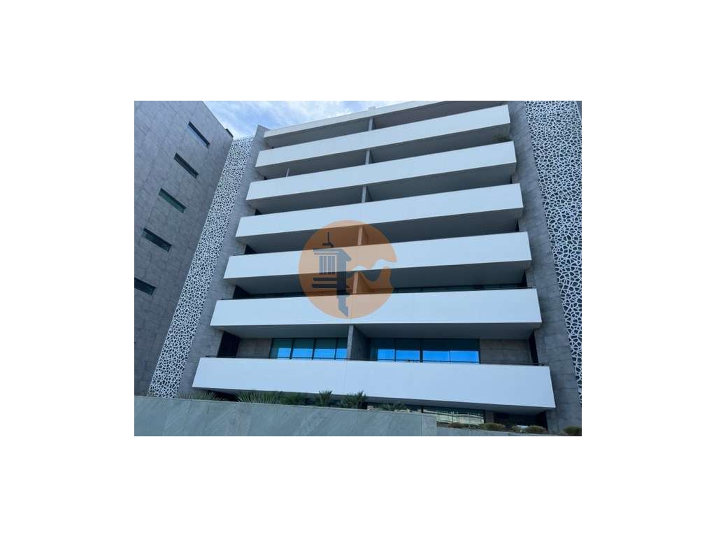 Apartamento com 3 quartos num condomínio dotado de beleza única! - Grande imagem: 4/49