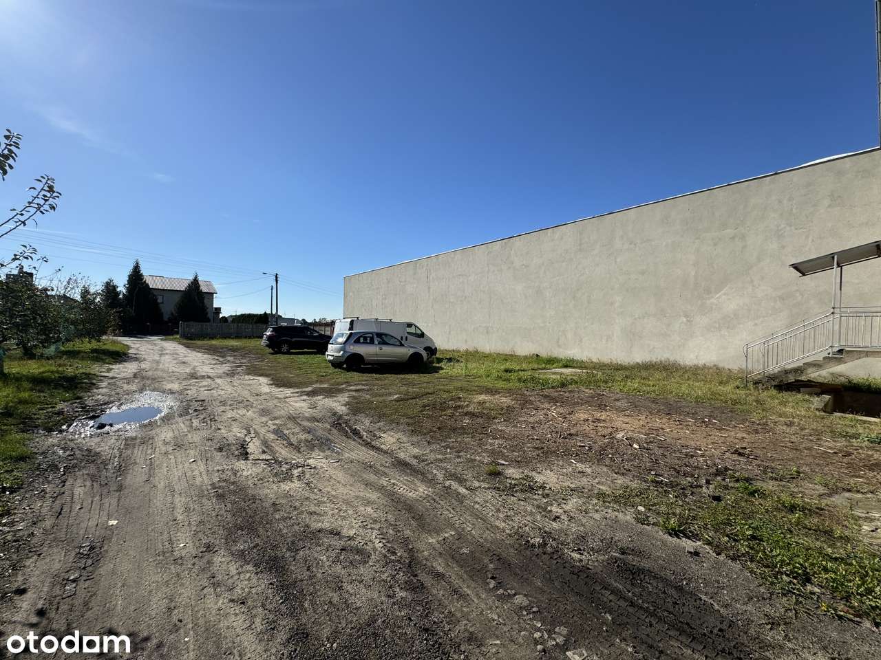 Barnów - hala magazynowo-produkcyjna plus biuro i duży teren-16