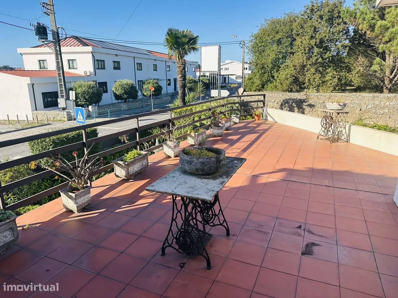 Excelente Moradia entrada Póvoa Varzim - Jardim 160m2 e terraço 35 m2 - Grande imagem: 4/37