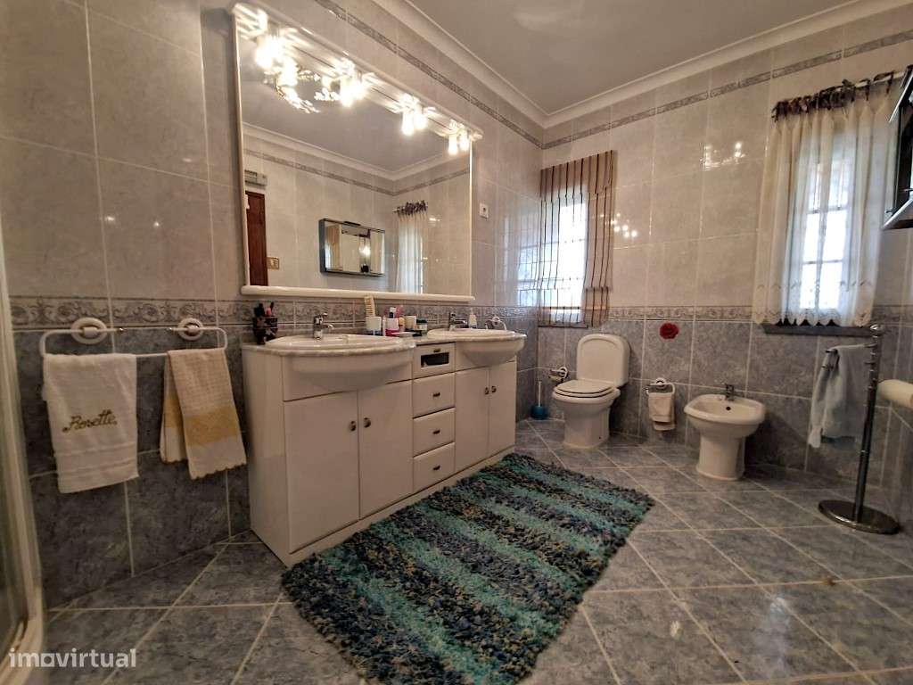 Moradia isolada em Fernão Ferro perto da praia de Sesimbra-31