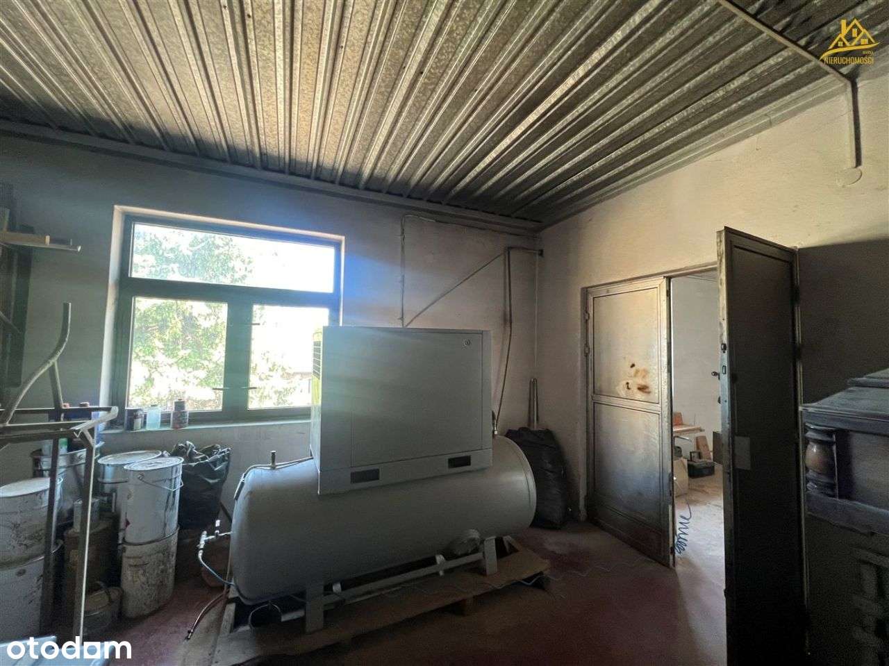 na sprzedaż dom z obiektem użytkowym-11