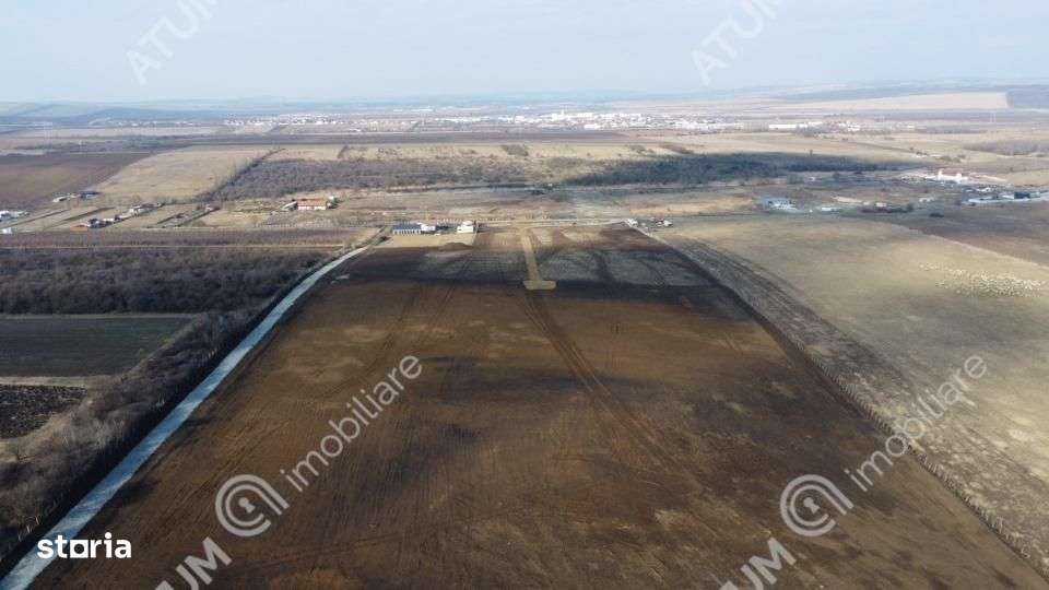 Teren de 133.000 mp cu PUZ in desfasurare in zona de Vest din Sibiu - Imagine principală: 4/13