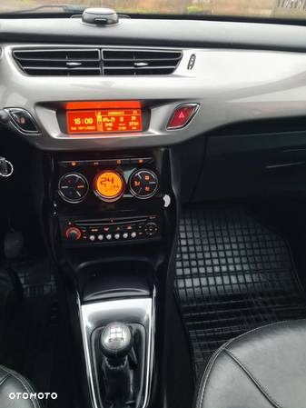 Citroën C3 1.6 VTi Exclusive - 3