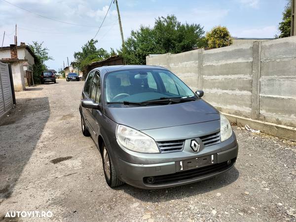 Dezmembram/Piese Renault 2, 1.6 benzina , an fabr. 2005 - 1