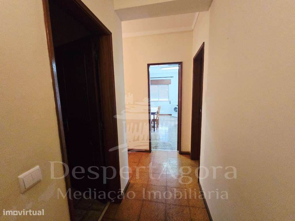 Apartamento T3 a 50 metros da estação da CP-14