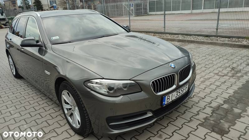 BMW Seria 5 518d Touring - 19