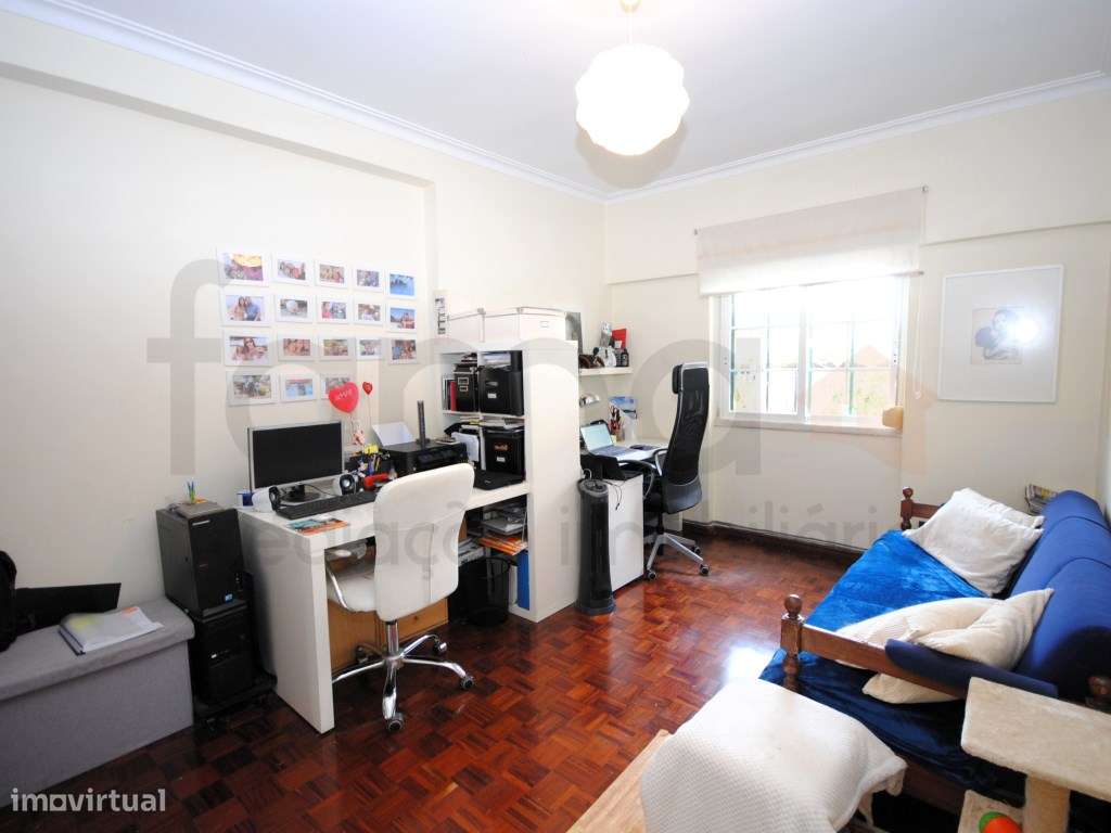 **Oportunidade Única: Moradia T6 à Venda!**-30