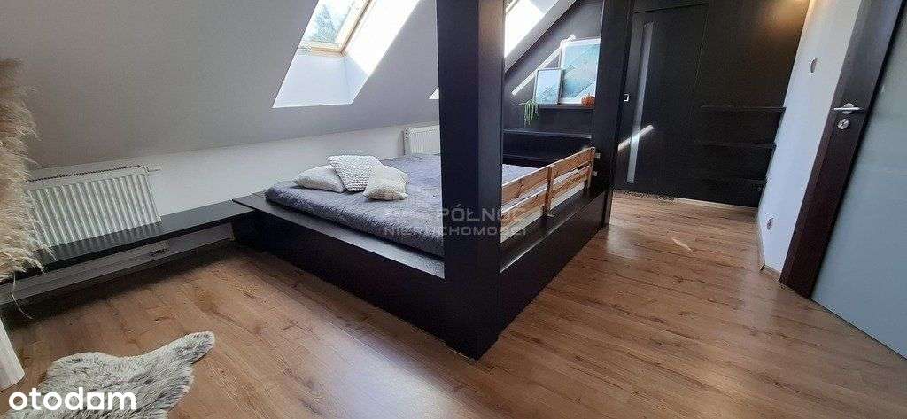 Dom parterowy z zaadaptowanym poddaszem-17