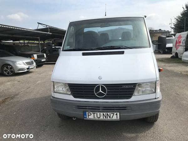 Mercedes-Benz Sprinter 903  310D - 1