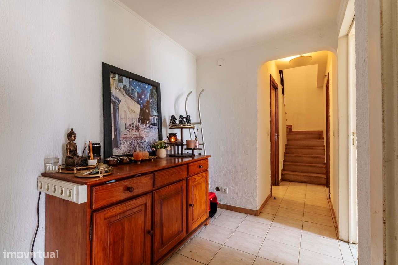 Apartamento T3 Duplex c/ Varanda e Terraço na Rinchoa, Rio de Mouro - Grande imagem: 5/46