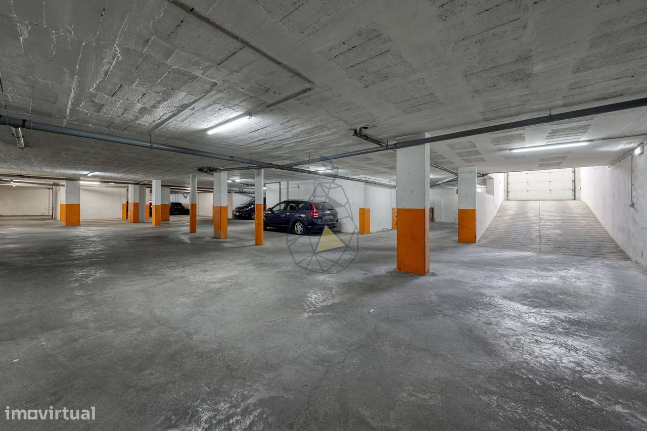 Apartamento T2 localizado a cerca de 600 metros da Praia em Quarteira-33