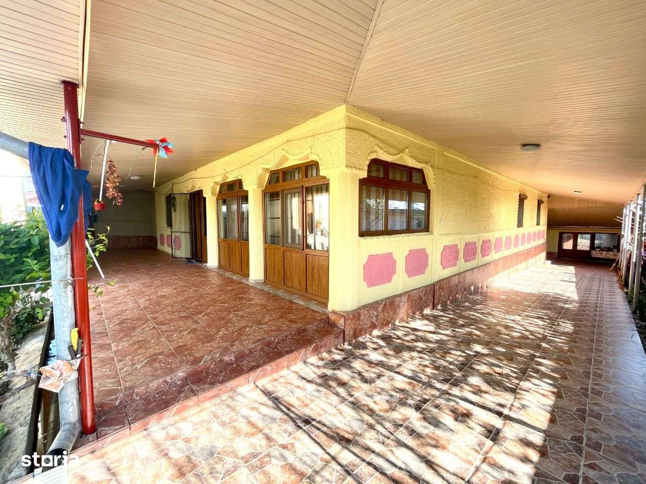 Casa de vanzare in Tulucesti 5 camere pret 130.000euro neg. - Imagine principală: 3/11