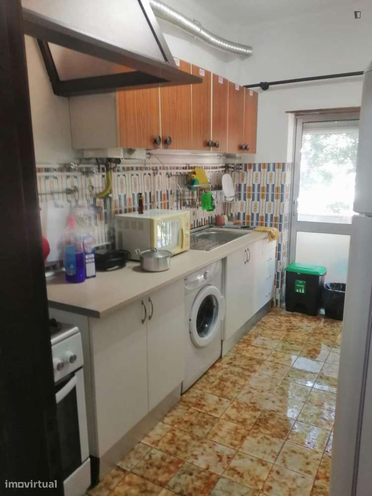 Quarto - localizado em Viseu - Grande imagem: 3/13