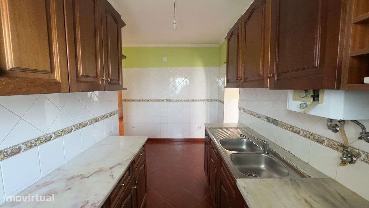 Moradia T3 + anexoT3 + sótão - 195 m2 - Abóboda - São Domingos de Rana-6