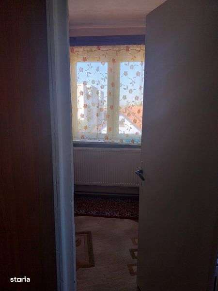 De vanzare apartament - Imagine principală: 4/7