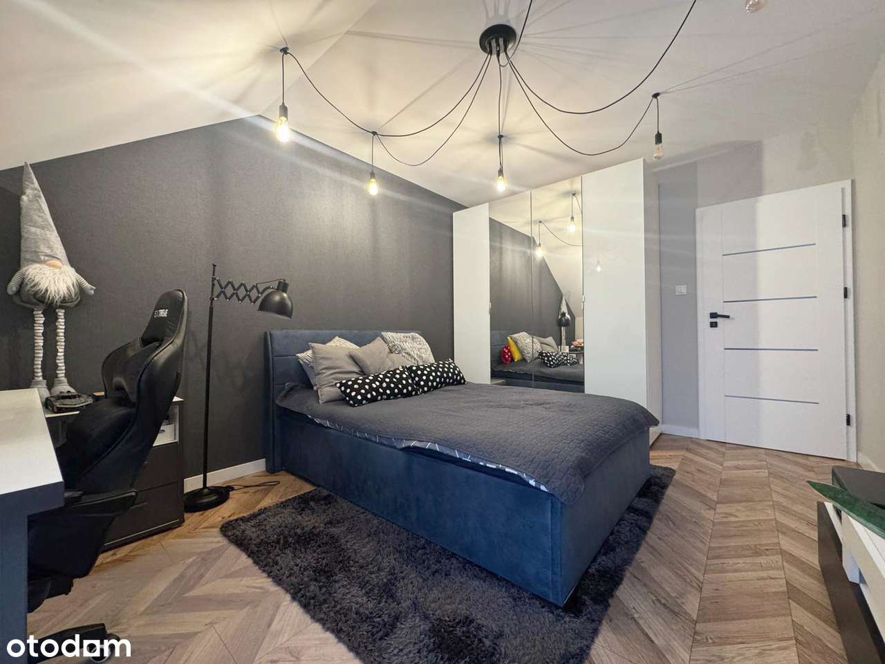 Nowoczesny dom szeregowy, wysoki standard wykończenia-10