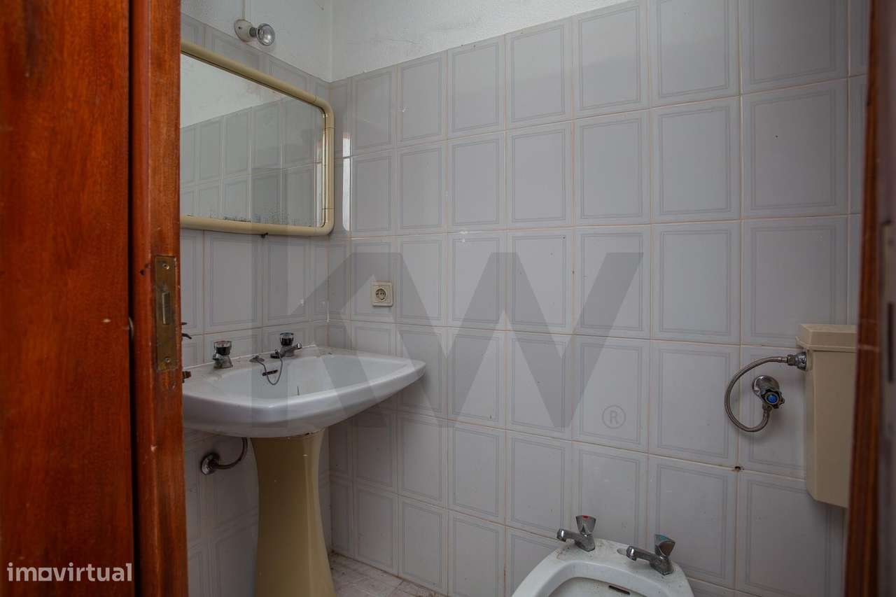 Andar de Moradia T2-41