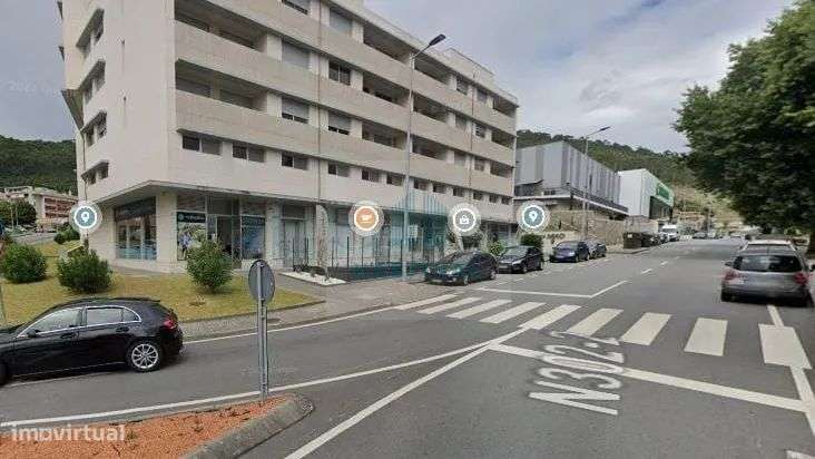 LOJA COMERCIAL NA ABELHEIRA -VIANA DO CASTELO - Grande imagem: 1/2