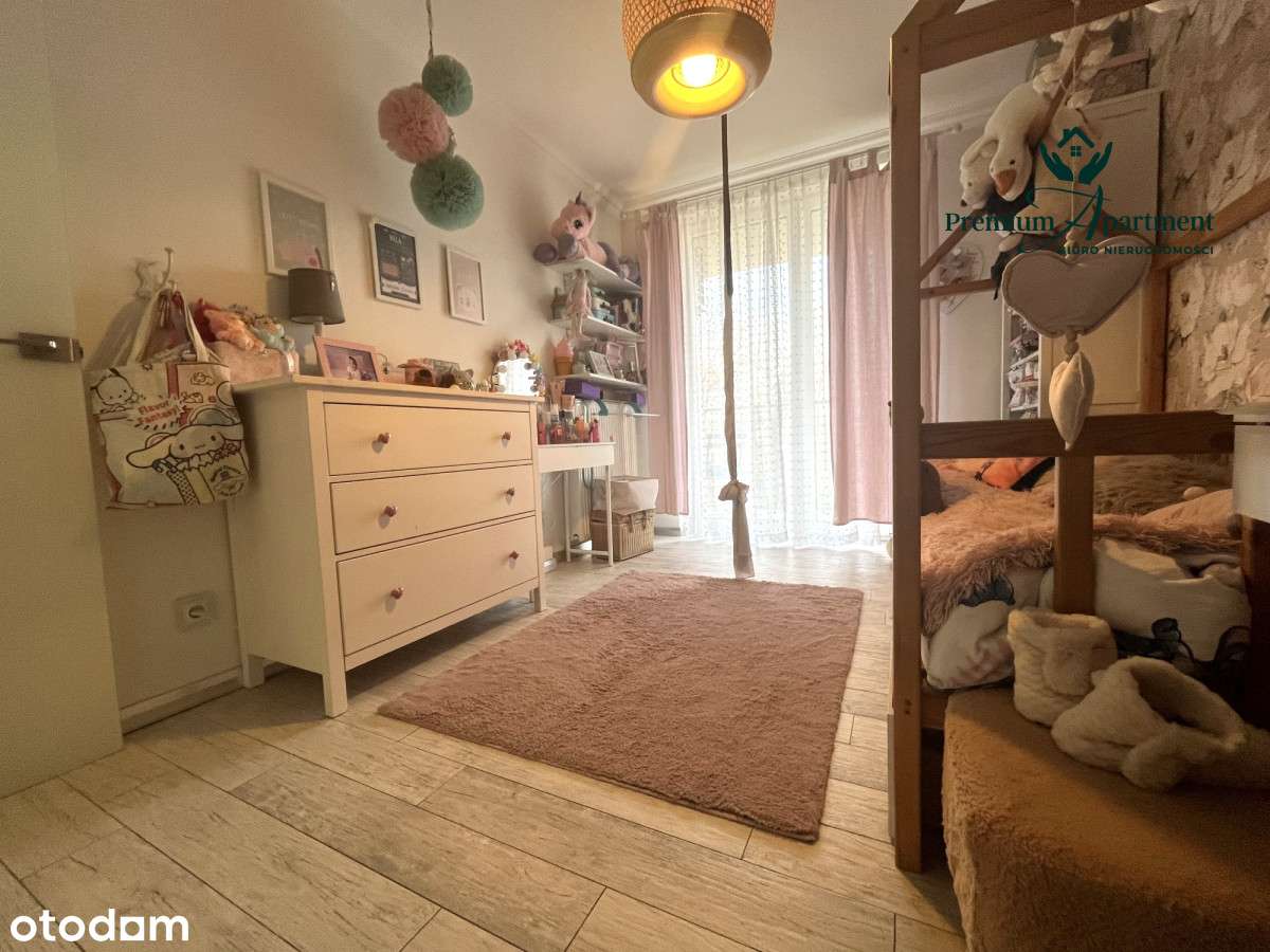 Komfortowe mieszkanie z tarasem i balkonem-9