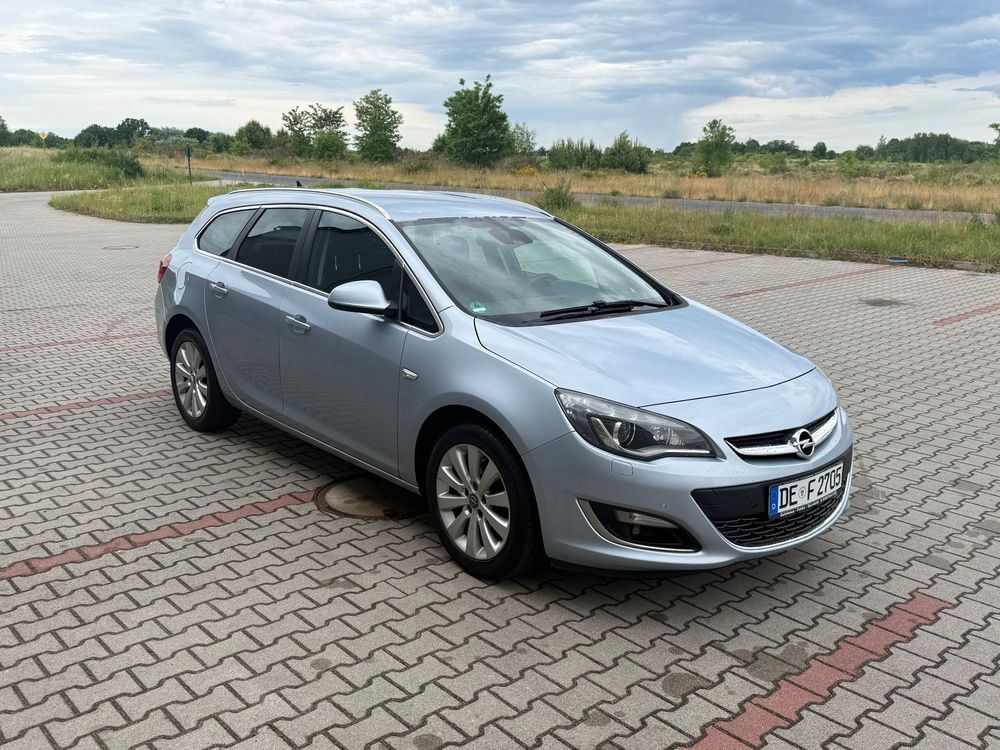 Opel Astra J 1.7 CDTI Cosmo 2014