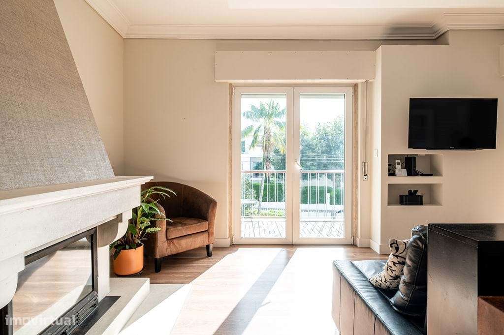 Apartamento t2 à venda na Rua Doutor António Dias Pinheiro-6