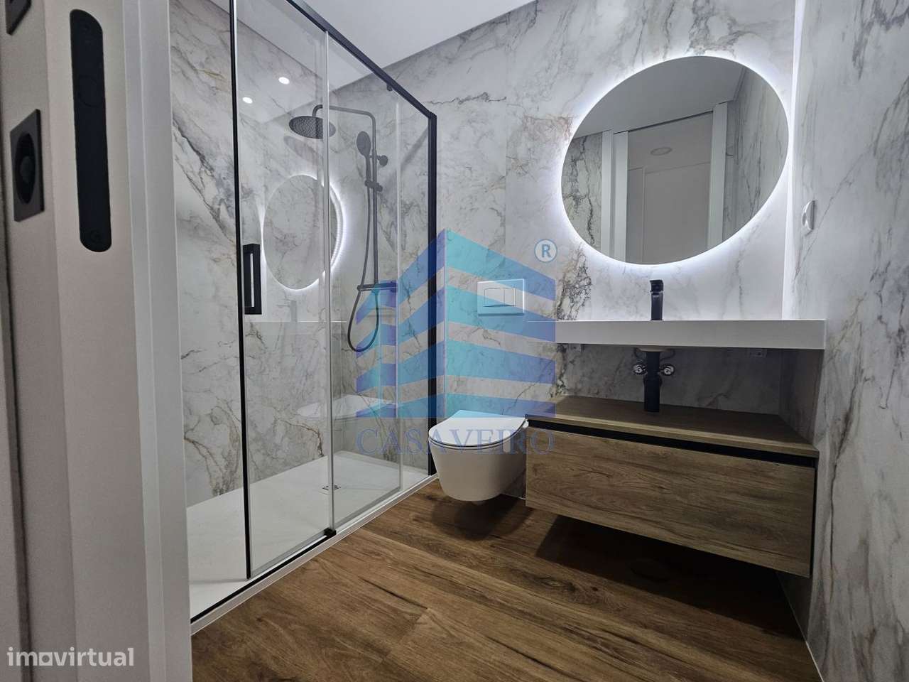 Apartamento T3 com 2 Lugares de Garagem São Bernardo-13