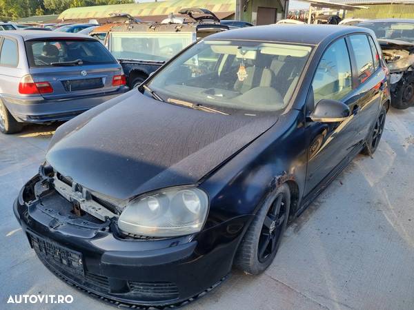 Dezmembram Volkswagen Golf 5, 2005, 1.4 benzina Cod BCA - 2