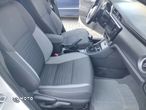 Toyota Auris 1.6 Premium - 31