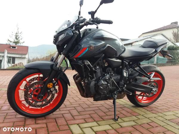 Yamaha MT - 1